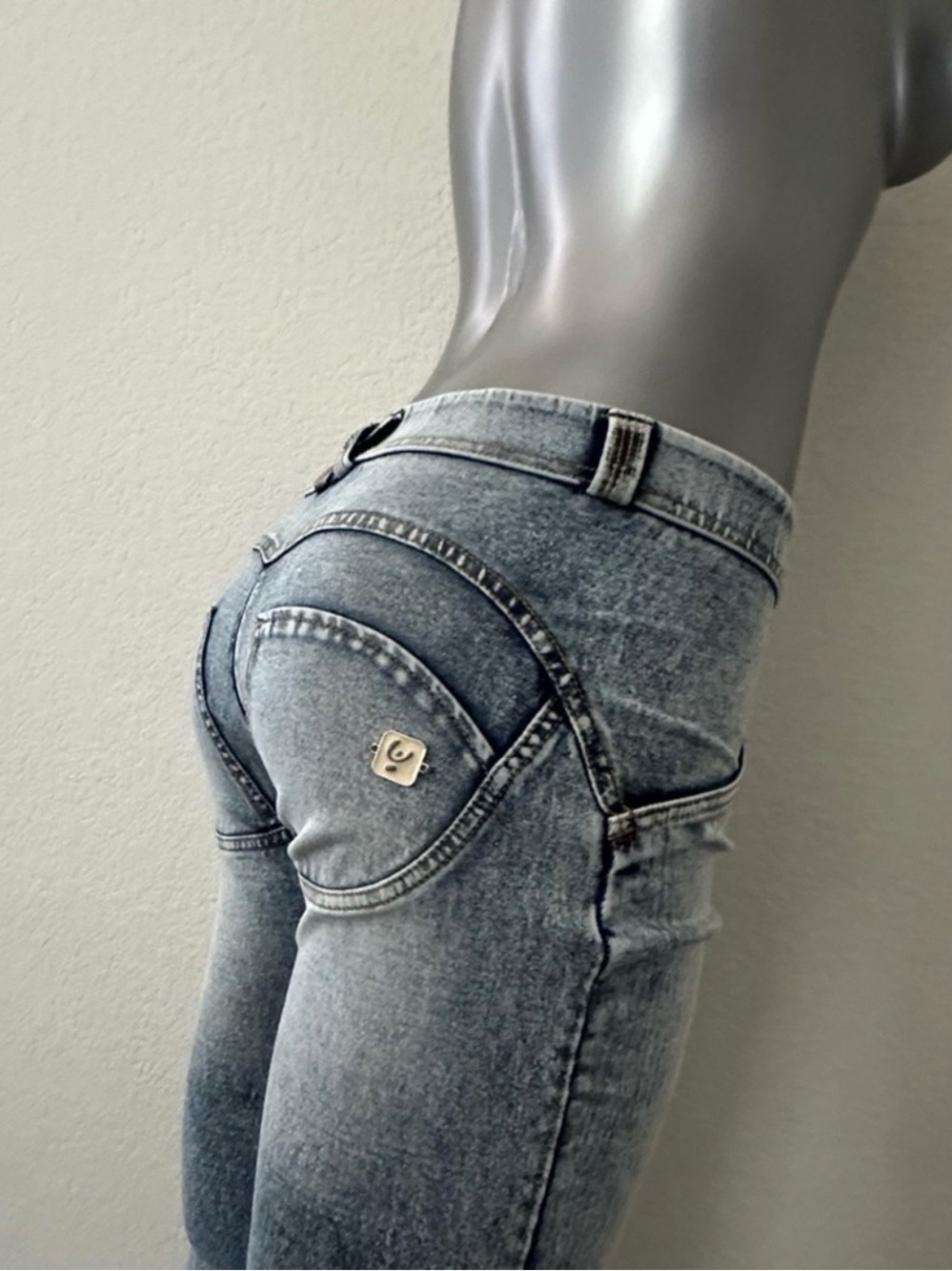 NWT Freddy Blue Stonewash 7/8 WR.UP